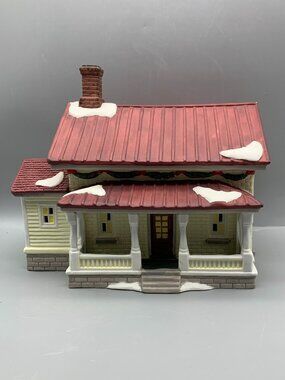 1996 Dickens Collectables Towne Series Porcelain Lighted Farmhouse in box